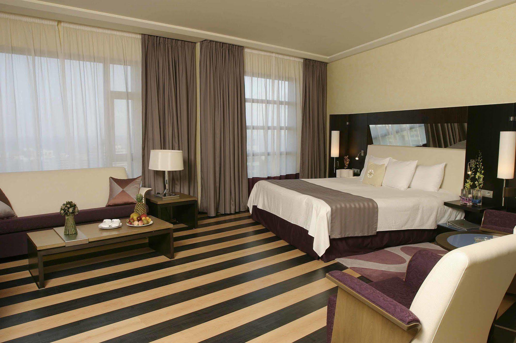 Four Points By Sheraton Le Verdun Beirut Exteriör bild