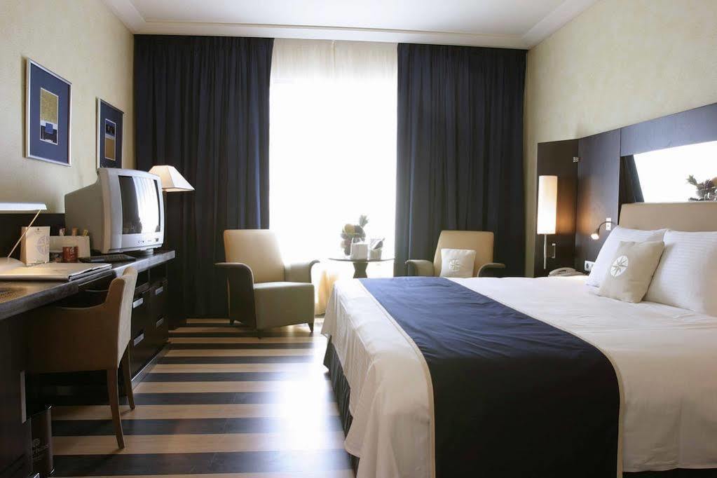 Four Points By Sheraton Le Verdun Beirut Exteriör bild
